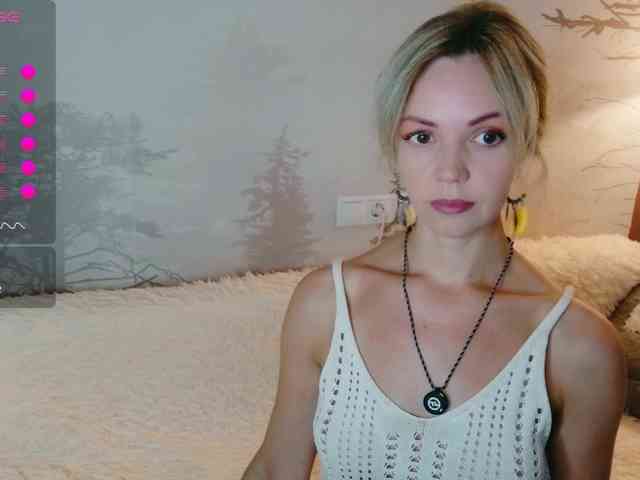 Red_Rose_98 webcam
