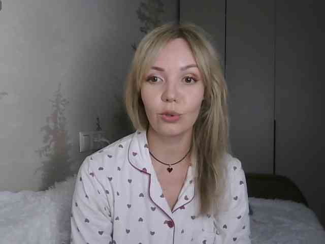 Red_Rose_98 webcam