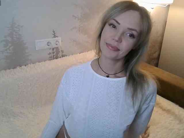 Red_Rose_98 webcam