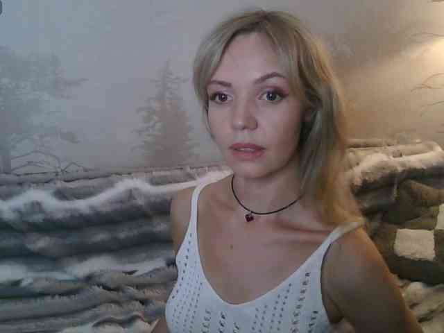 Red_Rose_98 webcam