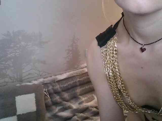 Red_Rose_98 webcam