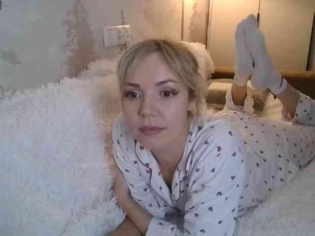 Red_Rose_98 webcam
