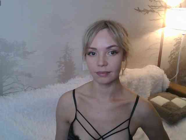 Red_Rose_98 webcam