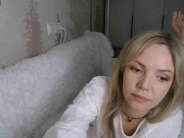 Red_Rose_98 webcam