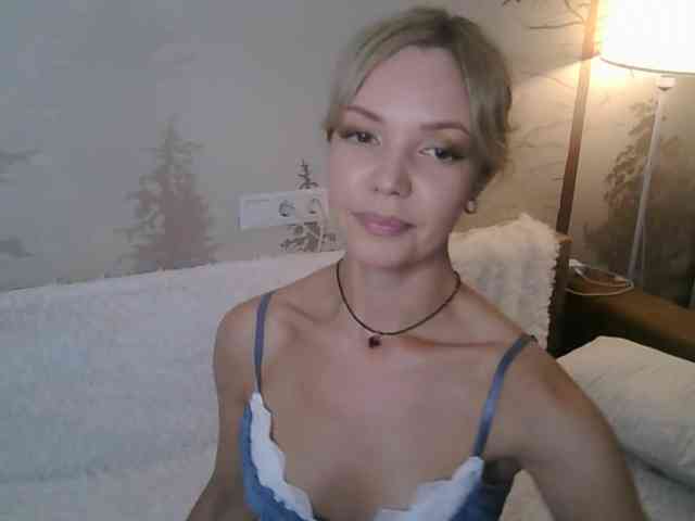 Red_Rose_98 webcam