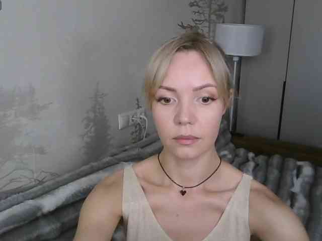 Red_Rose_98 webcam