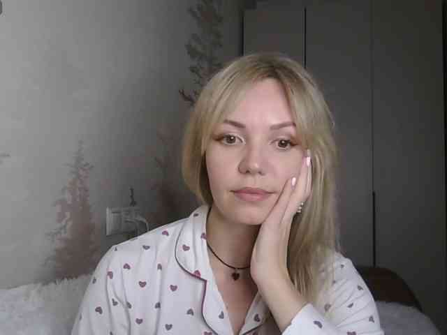 Red_Rose_98 webcam
