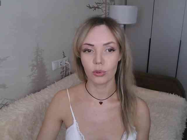 Red_Rose_98 webcam