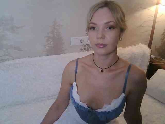 Red_Rose_98 webcam