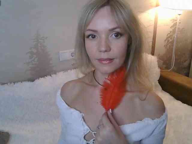 Red_Rose_98 webcam