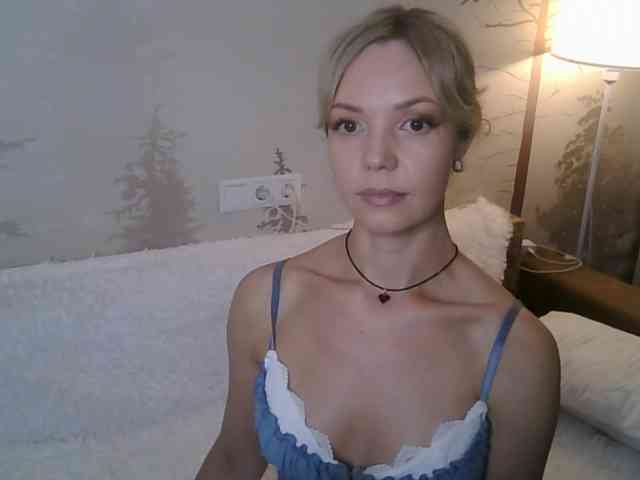 Red_Rose_98 webcam