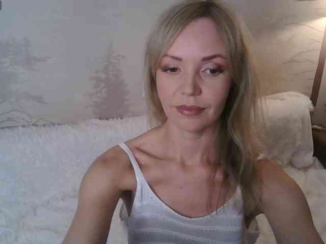 Kissz Live Webcam on BongaCams