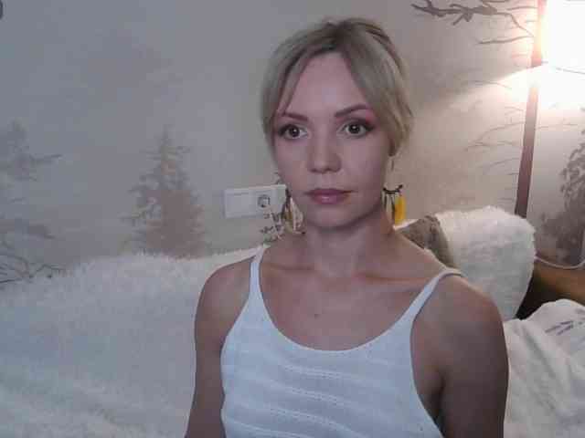 Red_Rose_98 webcam