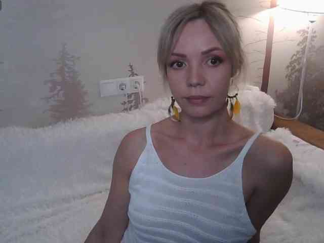 Red_Rose_98 webcam