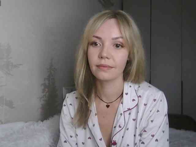 Red_Rose_98 webcam