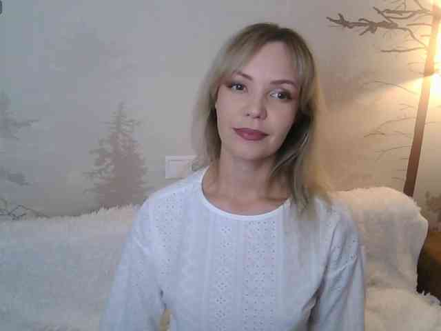 Red_Rose_98 webcam