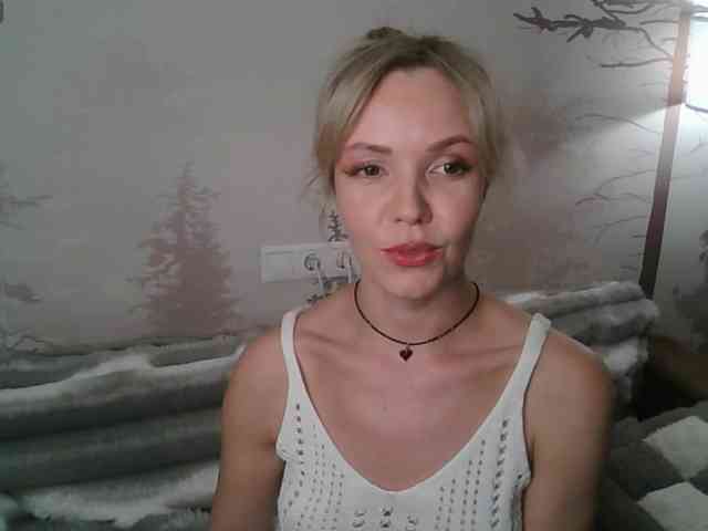 Red_Rose_98 webcam