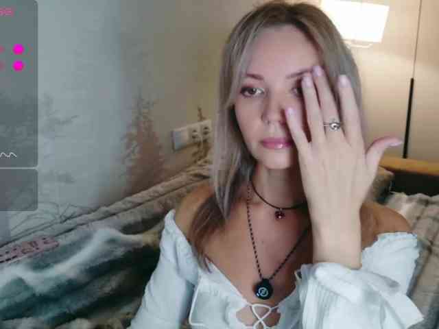Red_Rose_98 webcam