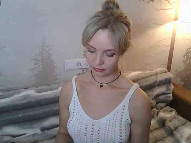 Red_Rose_98 webcam