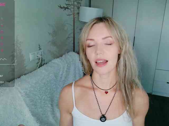 Red_Rose_98 webcam