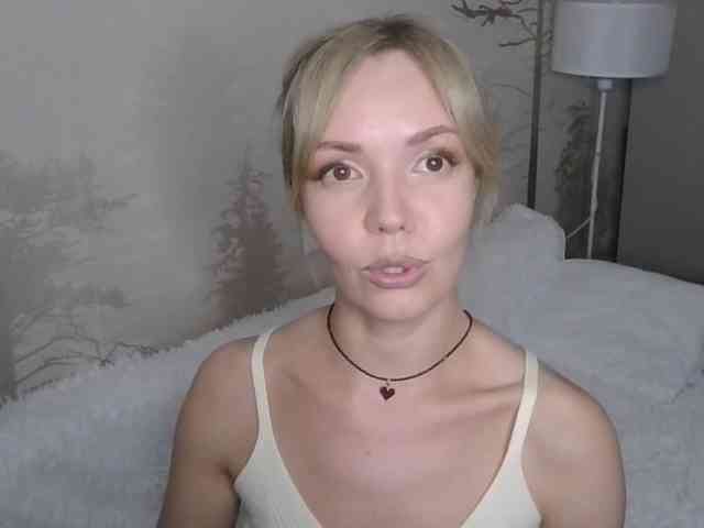 Red_Rose_98 webcam