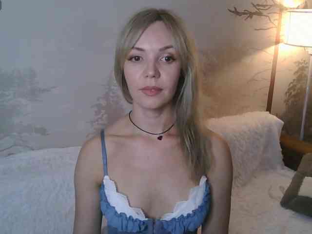 Red_Rose_98 webcam
