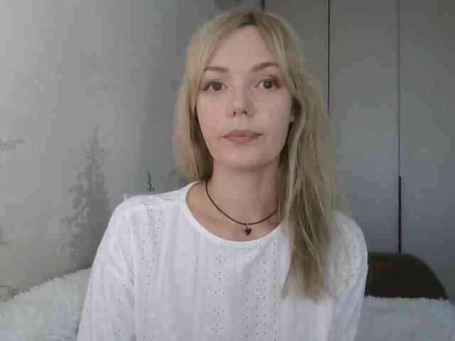 Red_Rose_98 webcam