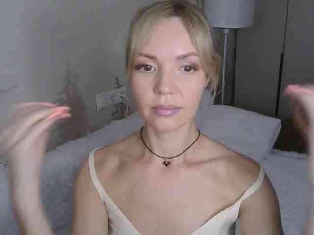 Red_Rose_98 webcam