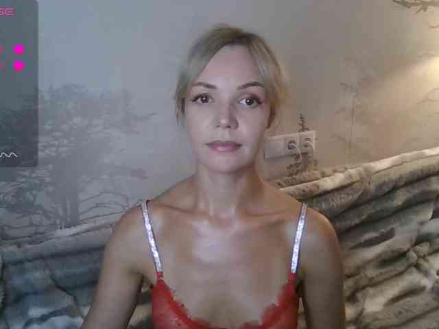 Red_Rose_98 webcam