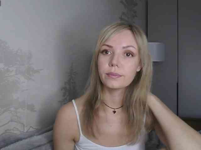 Red_Rose_98 webcam