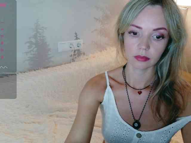 Red_Rose_98 webcam