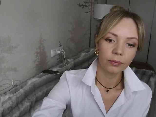 Red_Rose_98 webcam