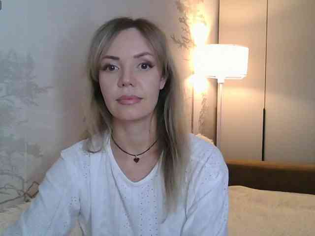 Red_Rose_98 webcam