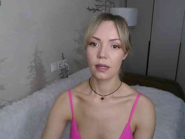 Red_Rose_98 webcam