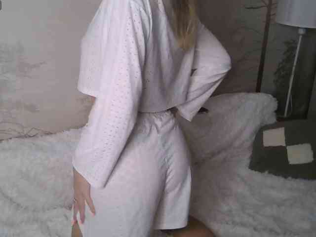 Red_Rose_98 webcam
