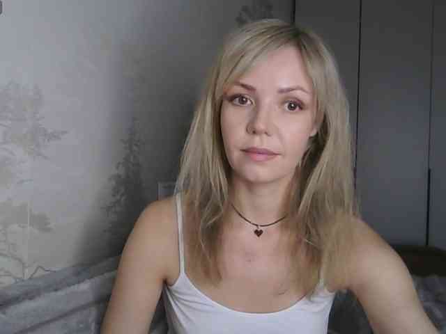Red_Rose_98 webcam