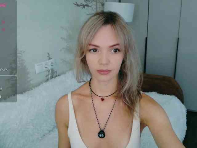 Red_Rose_98 webcam