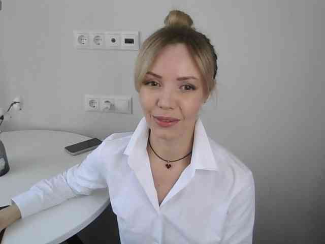 Red_Rose_98 webcam