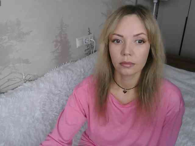 Red_Rose_98 webcam