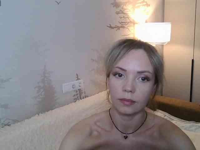 Red_Rose_98 webcam