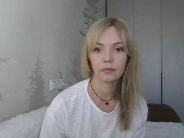 Red_Rose_98 webcam