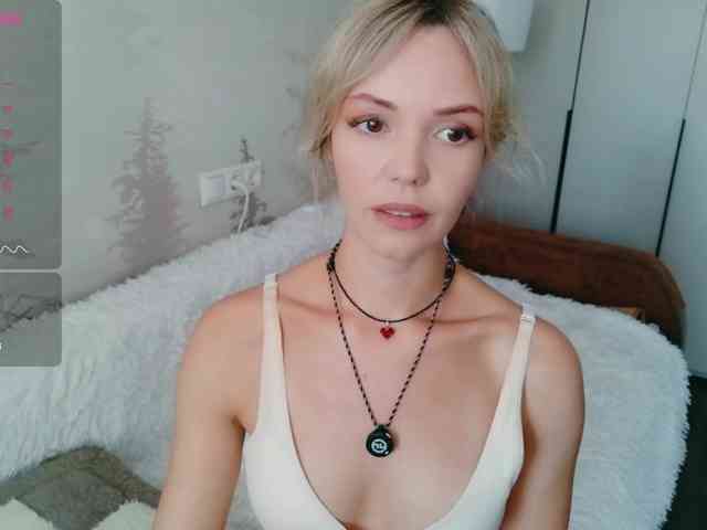 Red_Rose_98 webcam