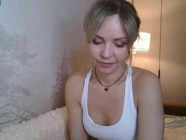 Red_Rose_98 webcam