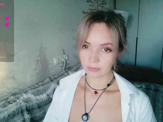 Red_Rose_98 webcam