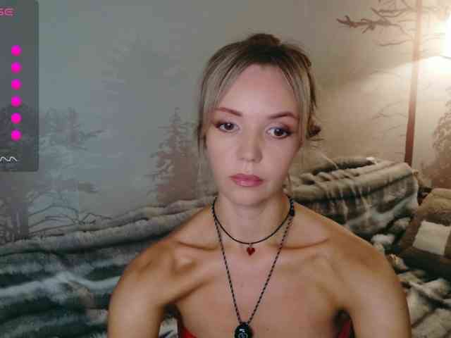 Red_Rose_98 webcam