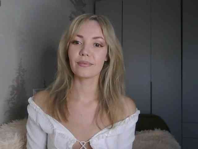 Red_Rose_98 webcam