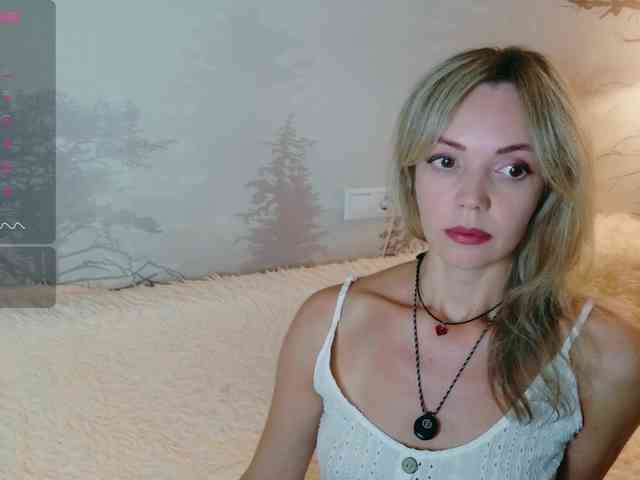 Red_Rose_98 webcam