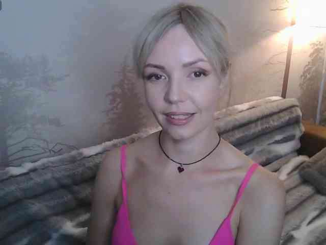 Red_Rose_98 webcam
