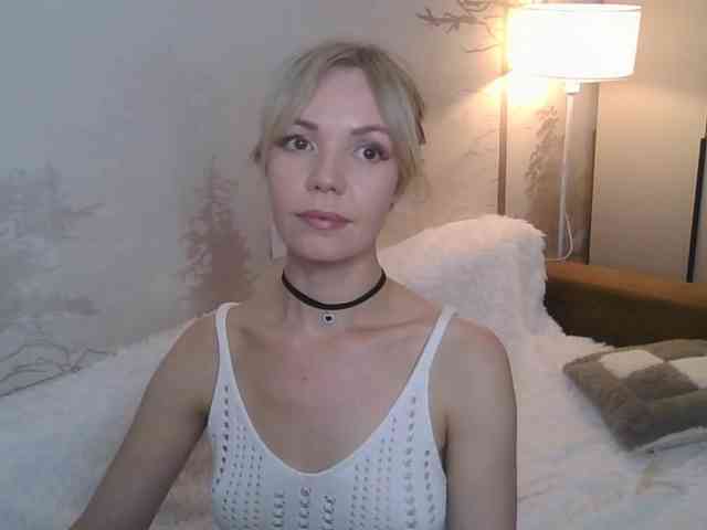 Red_Rose_98 webcam