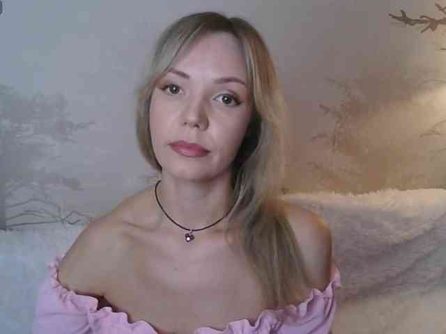 Red_Rose_98 webcam